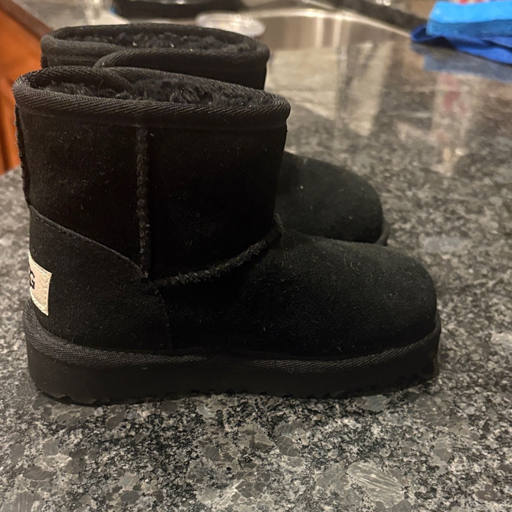 Like New Black Toddler Ugg Boots Size 9c